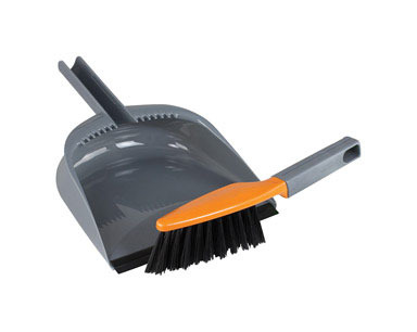 DUSTPAN & BRUSH ST 9.75"