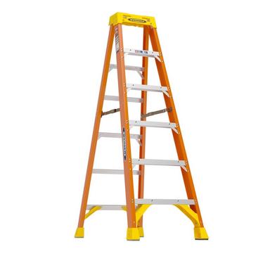 Step Ladder 6' Fbgls 300# 1a