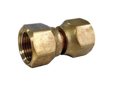 Ace Swivel Conn 5/8"x1/2" Brs