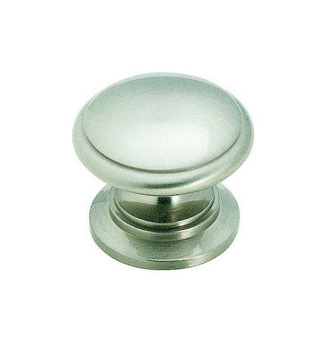 Knob1-1/4"herig Satchrm