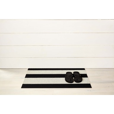 Door Mat Str Bk/wt 28x18