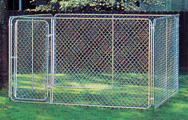 DOG KENNEL 6'WX8'LX4'H