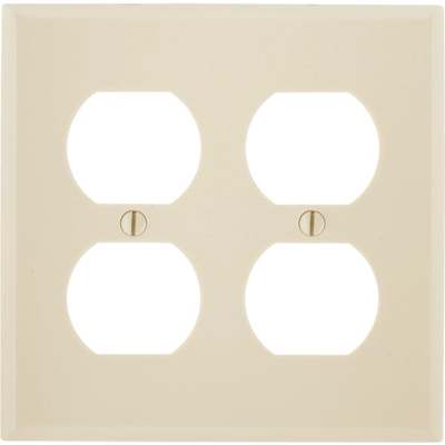 Iv 4-outlet Wall Plate