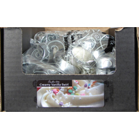 1647570 VANILLA TEALIGHTS 25CT
