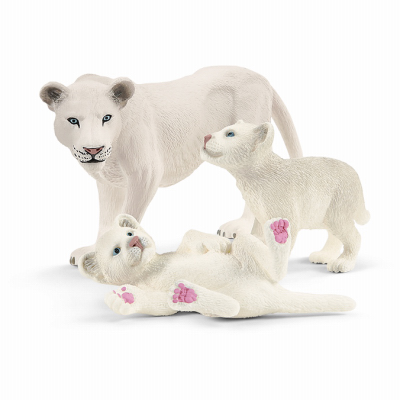 Lion/Cubs Figurine