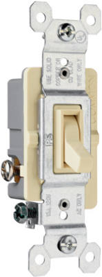 15A Ivory 3 Way Grounded Switch