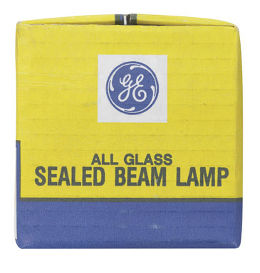 SEALED BEAM LAMP