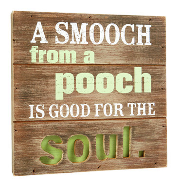 SMOOCH FROM POOCH PLAQUE