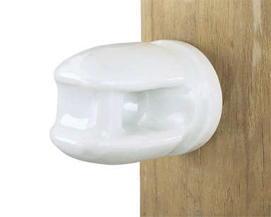 PORCELAIN INSULATOR