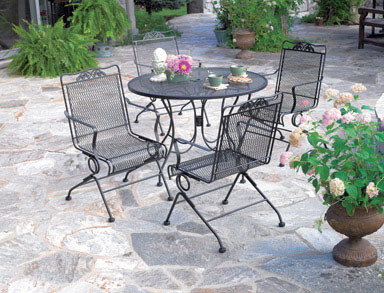 ROUND MESH TABLE 42"