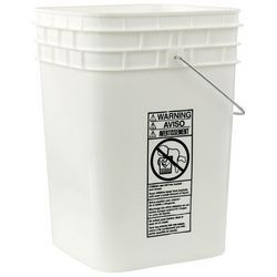 SQUARE 4 GALLON BUCKETS AND LIDS