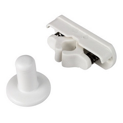 DOOR CATCH VERTICAL MNT WHT (D)