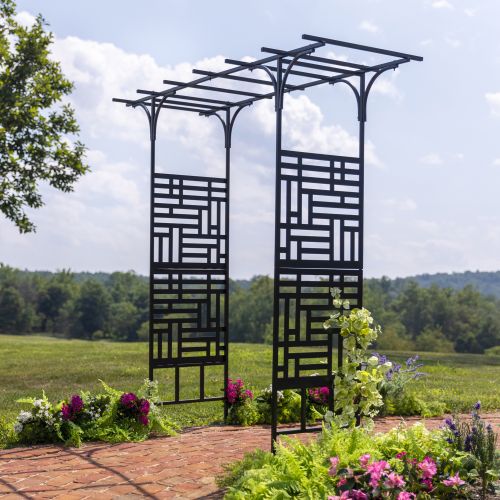 Metal Geometric Arbor