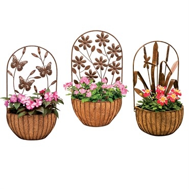 Deer Park Wall Basket Planter