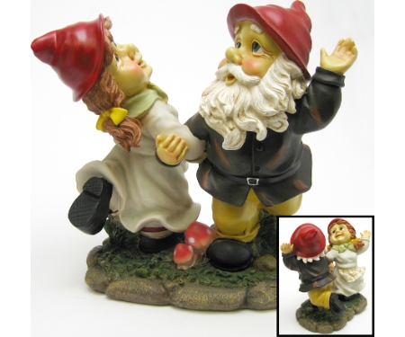 Statue Dancing Duo Gnomes