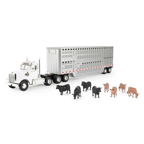 32 Freightliner Cattle Trailer