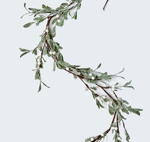 Garland 51" Grn Leaves&Wh Berry