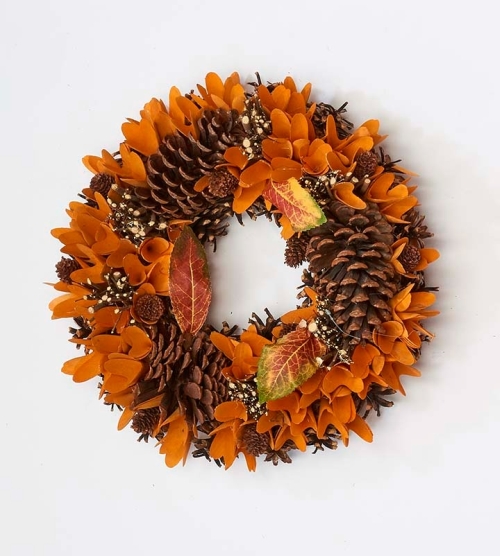 Wreath 15" Pinecone Wood Curl