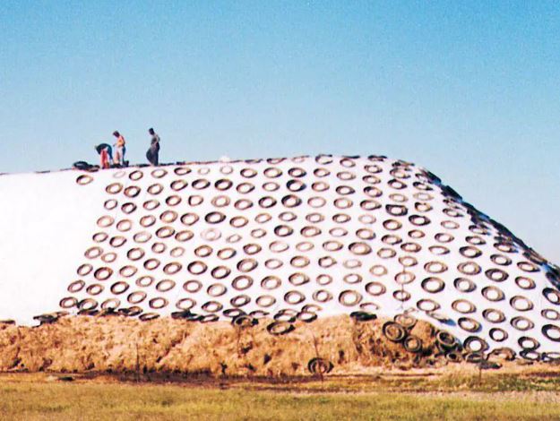 Bunker Cover 5Mil 40X100 White & Black