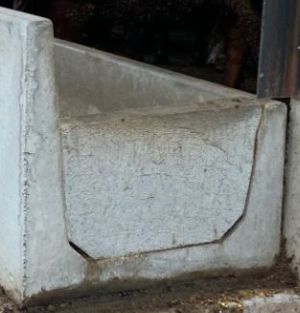 End For Wide J Bunk Feeder