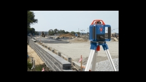 RENT ME: Laser Level W/Tripod Bosch #3