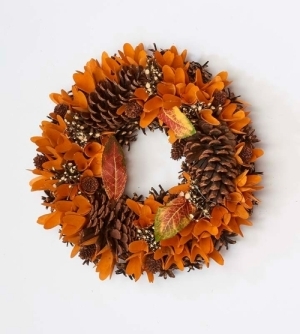 Wreath 15" Pinecone Wood Curl