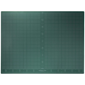 Pacific Arc Self-Healing Cutting Mat 18"x24" Green & Black