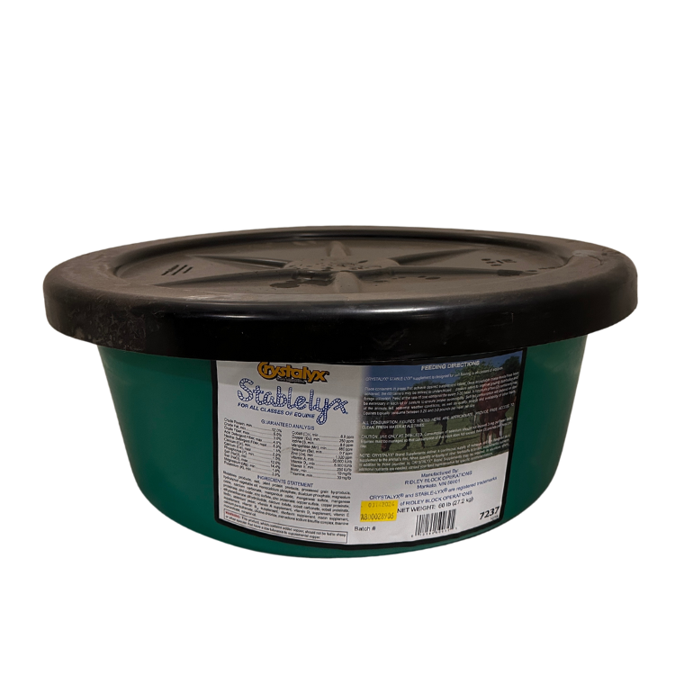 Crystalyx Stable-lyx Pail with Lid 60 lb