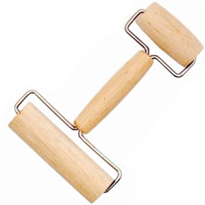 PASTRY/PIZZA ROLLER #5516 WOOD