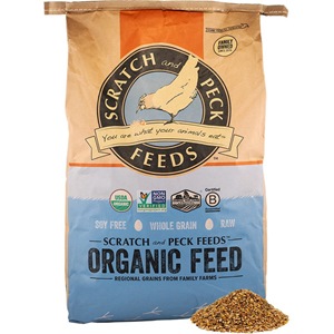 Scratch and Peck Feeds Naturally Free Layer 40lbs 